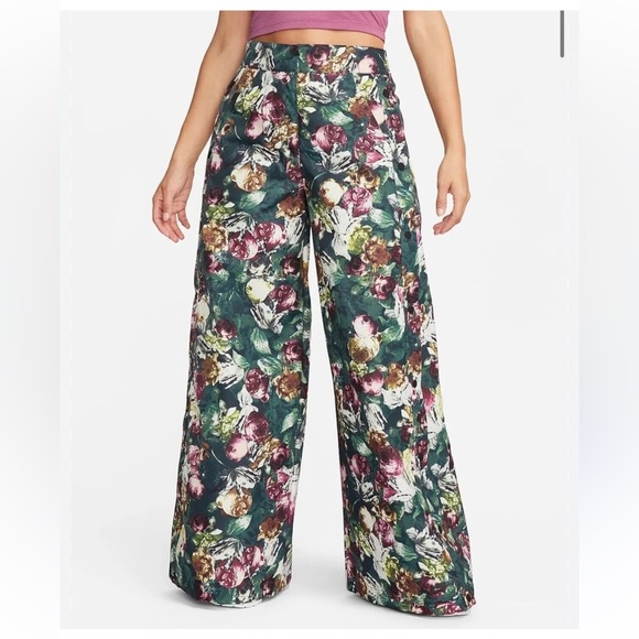 Nike Tech Pack Floral Print Standard Fit High Rise Full Length Wide Leg Pants - Picture 1 of 16